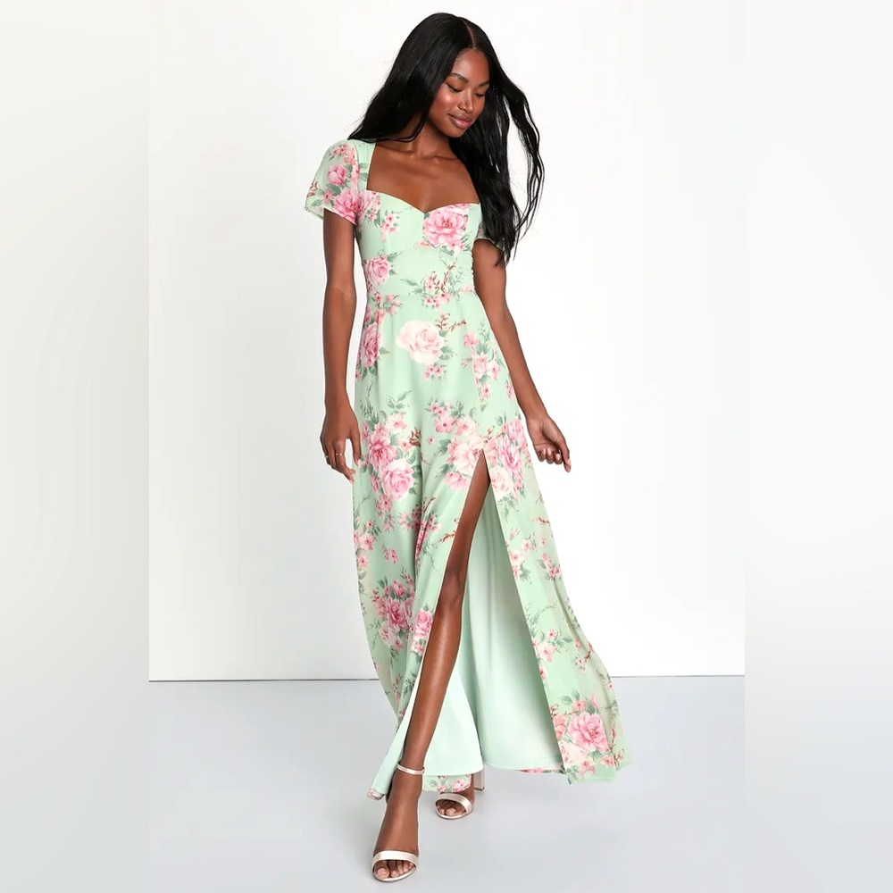 NWT Lulu’s floral mint green dress